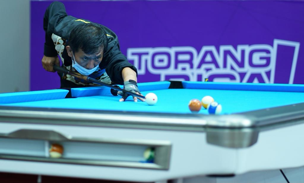 seriuasan Ricky Yang dalam bermain billiard