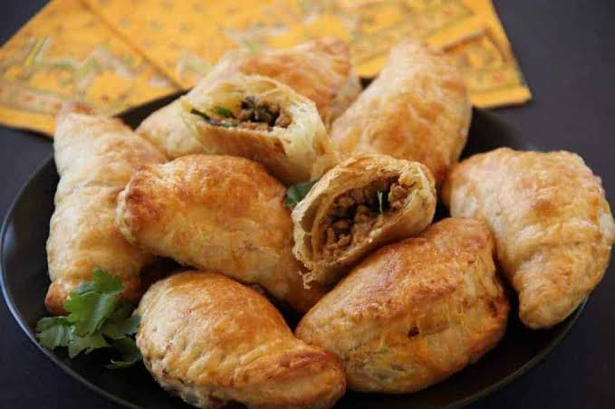 Chicken Curry Puff